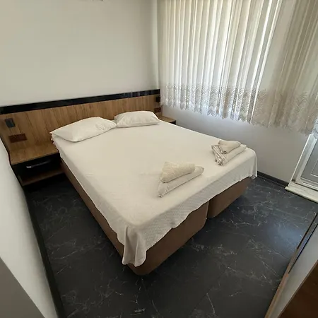Apartment Ada Guenuebirlik Tesis Eskiomerler